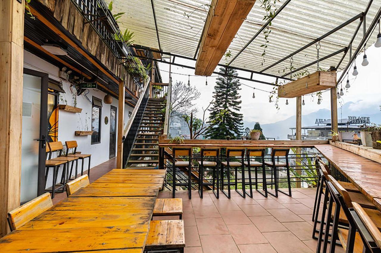 Gao House & Coffee Hotel Sa Pa Exterior foto